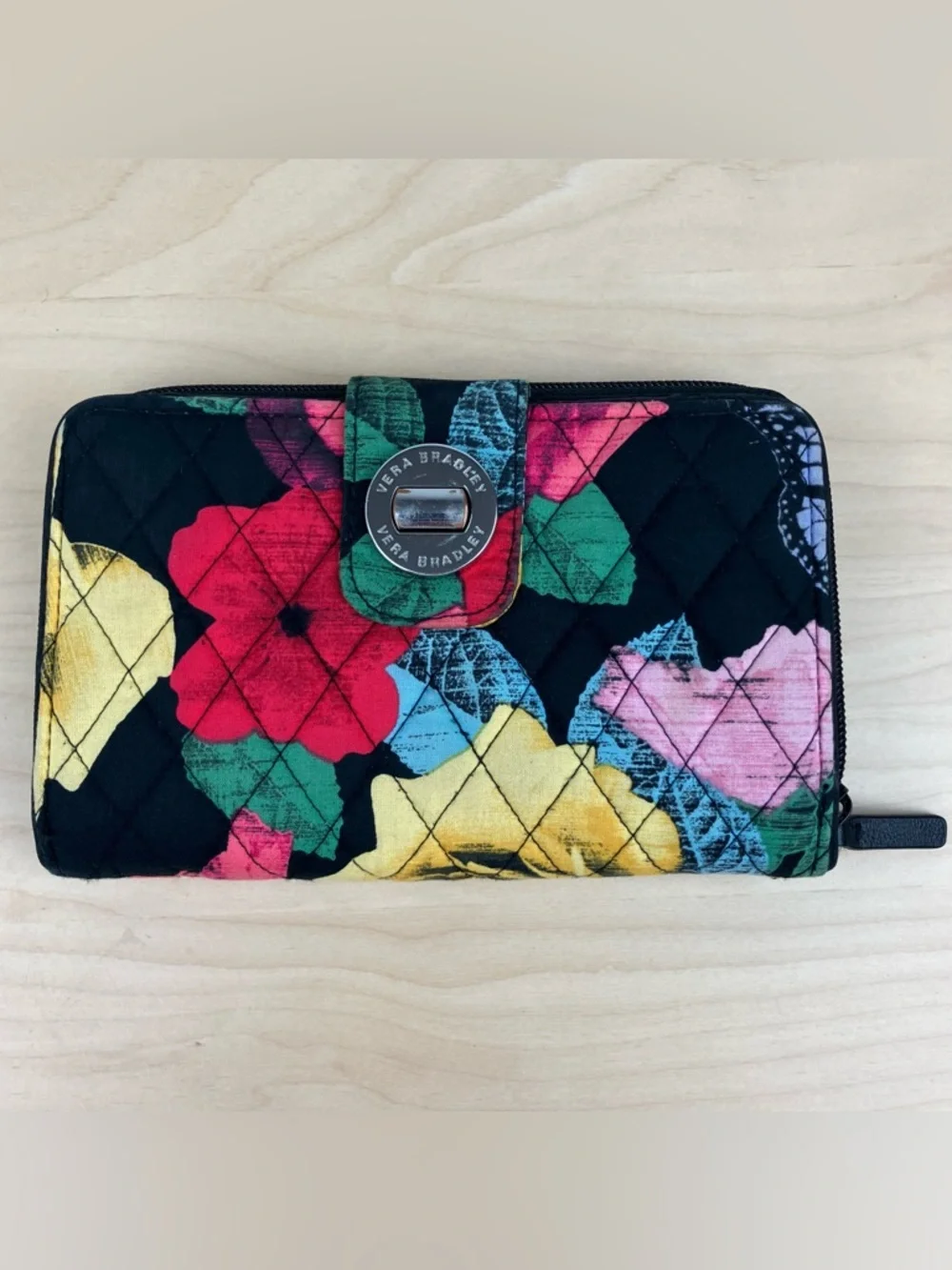 Vera Bradley Havana Rose Turnlock Zip Wallet Black Multicolor Bifold RFID - Picture 1 of 16